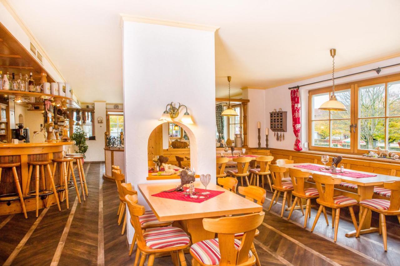 Traditions-Gasthaus Bayrischer Hof Leutkirch im Allgäu エクステリア 写真