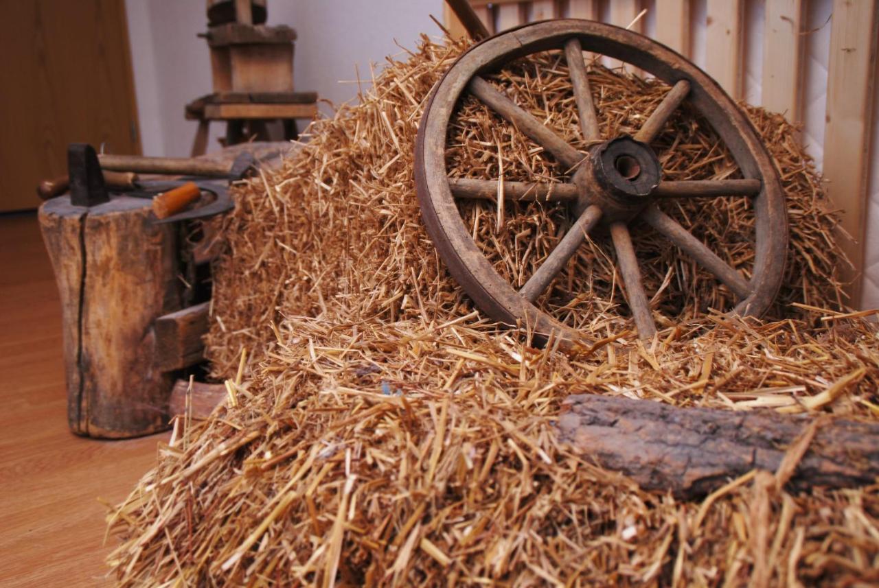 Traditions-Gasthaus Bayrischer Hof Leutkirch im Allgäu エクステリア 写真
